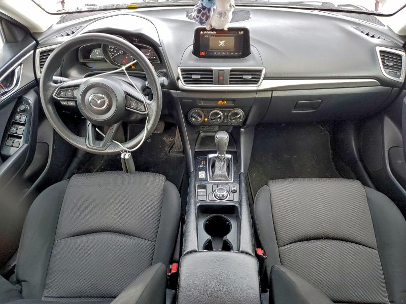 2018 Mazda 3 Sport მანქანა იყიდება აუქციონზე, vin: 3MZBN1K74JM270287, აუქციონის ნომერი: 95136045