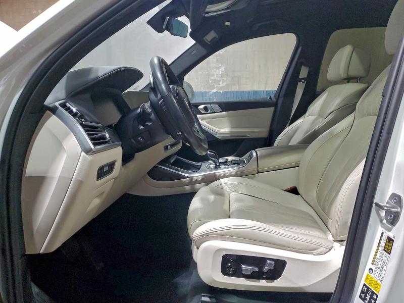 95615245 :رقم المزاد ، 5UXCW2C01N9K38170 vin ، 2022 Bmw X7 مزاد بيع