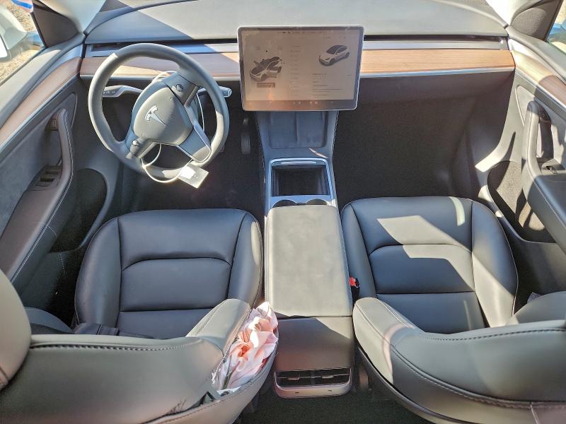 96744935 :رقم المزاد ، 7SAYGDEE3SF308510 vin ، 2025 Tesla Model Y مزاد بيع
