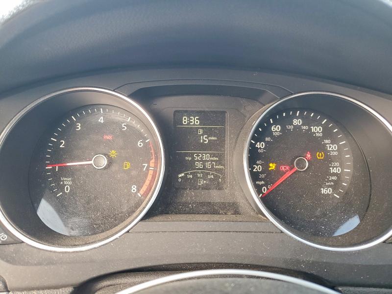 96074035 :رقم المزاد ، 3VW167AJ5HM275064 vin ، 2017 Volkswagen Jetta مزاد بيع