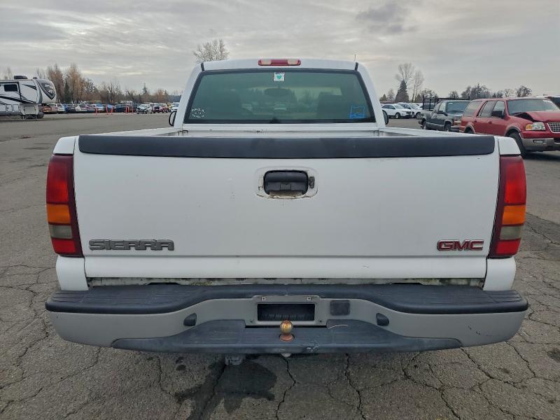 95147675 :رقم المزاد ، 1GTEC14V13Z348575 vin ، 2003 Gmc New Sierra مزاد بيع