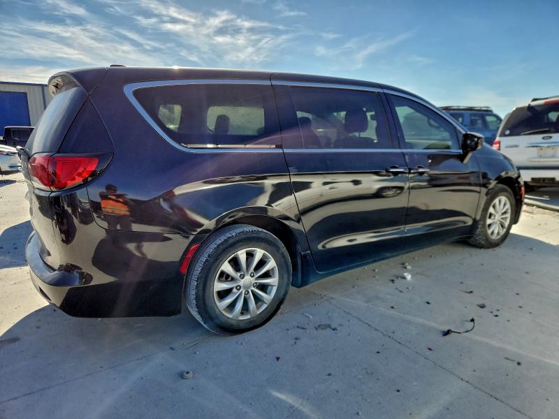 Продажа на аукционе авто 2017 Chrysler Pacifica, vin: 2C4RC1DG4HR519999, номер лота: 96497995
