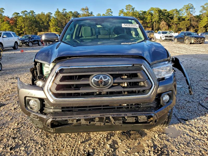 94283935 :رقم المزاد ، 3TMAZ5CN1NM173688 vin ، 2022 Toyota Tacoma مزاد بيع