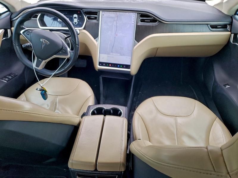 2013 Tesla Model S მანქანა იყიდება აუქციონზე, vin: 5YJSA1CN8DFP03405, აუქციონის ნომერი: 96255285