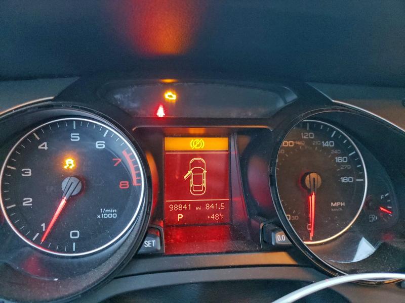 2011 Audi A5 Premium მანქანა იყიდება აუქციონზე, vin: WAUCFAFR0BA062516, აუქციონის ნომერი: 96182555