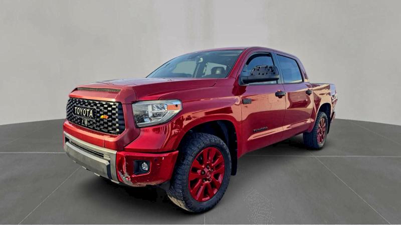 95033875 :رقم المزاد ، 5TFHY5F11JX739475 vin ، 2018 Toyota Tundra Cre مزاد بيع