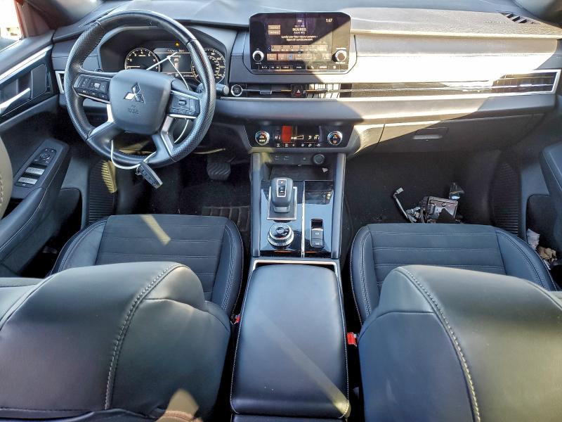 Продаж на аукціоні авто 2022 Mitsubishi Outlander, vin: JA4J3UA89NZ056121, номер лоту: 96412735