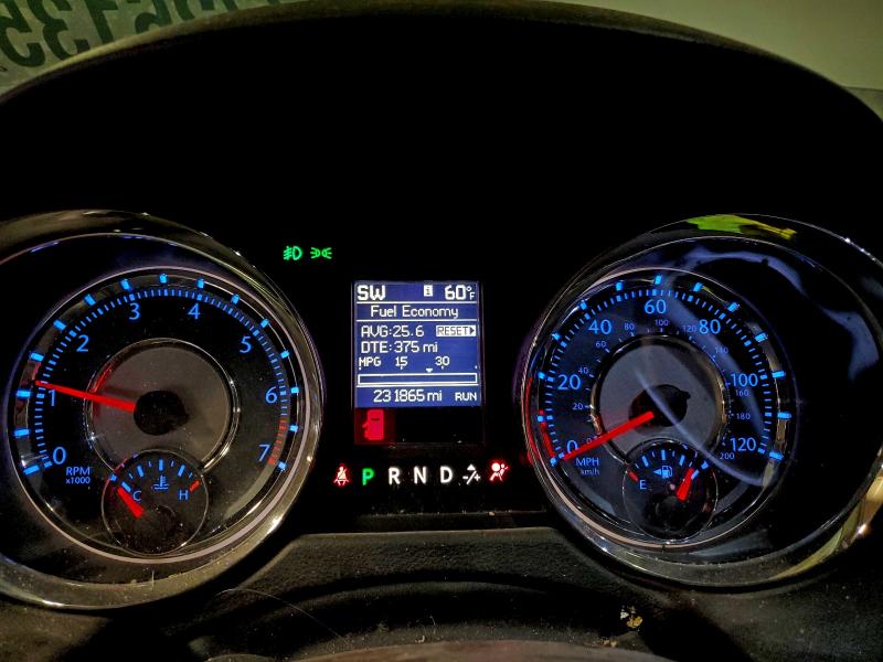 2016 Chrysler Town & Country მანქანა იყიდება აუქციონზე, vin: 2C4RC1BG8GR221392, აუქციონის ნომერი: 97726135