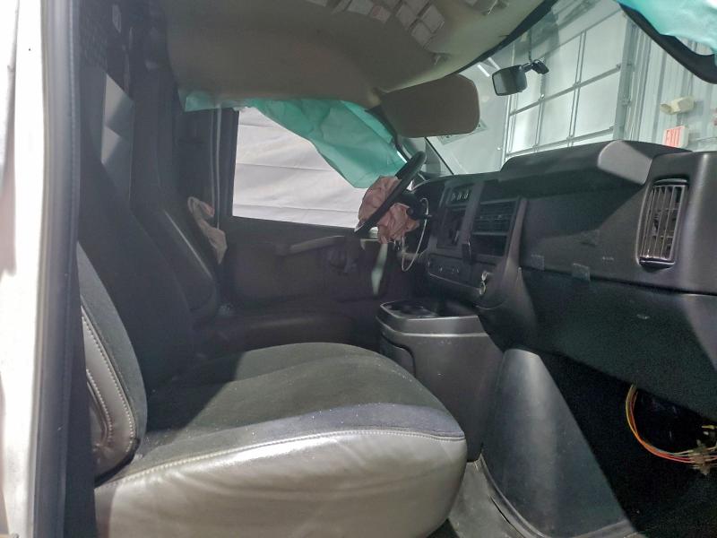 97241545 :رقم المزاد ، 1GTW7AFG3L1236821 vin ، 2020 Gmc Savana مزاد بيع