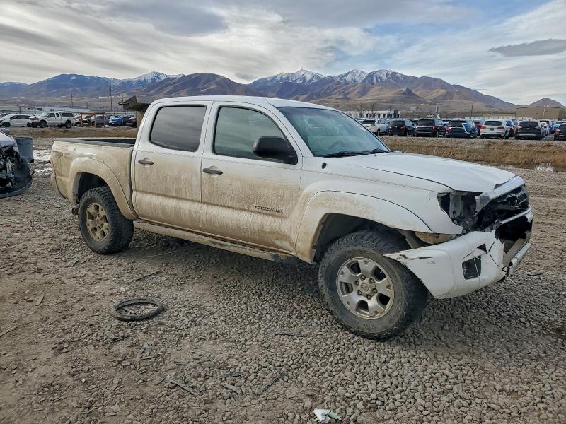 Aukcja sprzedaży 2015 Toyota Tacoma Dou, vin: 3TMLU4EN6FM184637, numer aukcji: 97995445