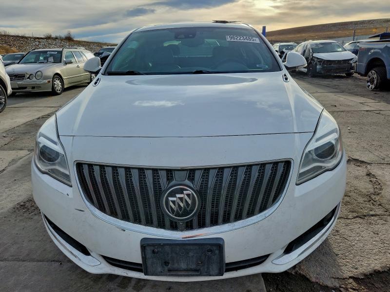 96223485 :رقم المزاد ، 2G4GT5GX1G9179621 vin ، 2016 Buick Regal مزاد بيع