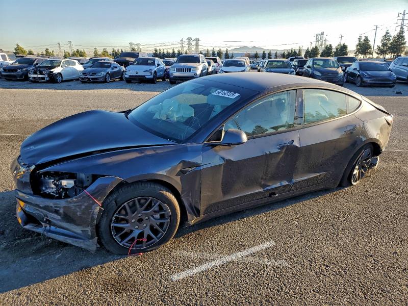 96160725 :رقم المزاد ، 5YJ3E1EA1SF965122 vin ، 2025 Tesla Model 3 مزاد بيع