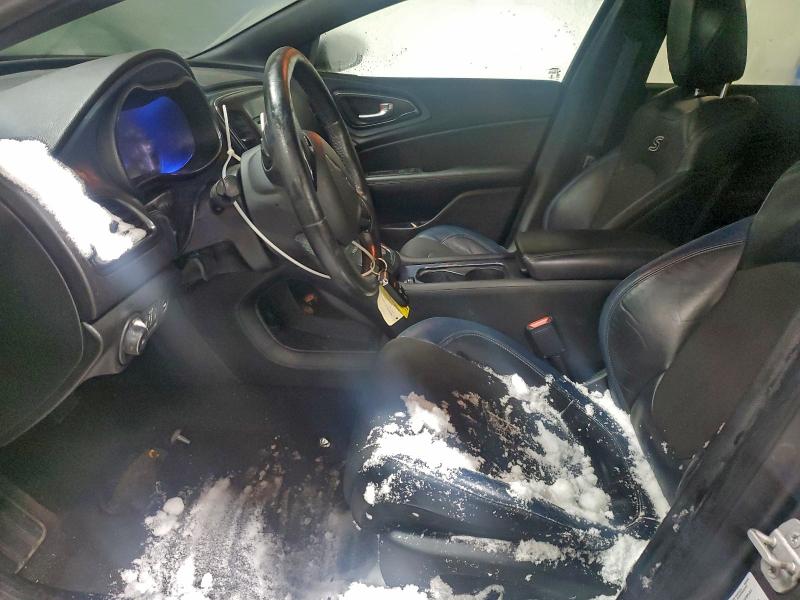95851745 :رقم المزاد ، 1C3CCCBB5FN647093 vin ، 2015 Chrysler 200 مزاد بيع