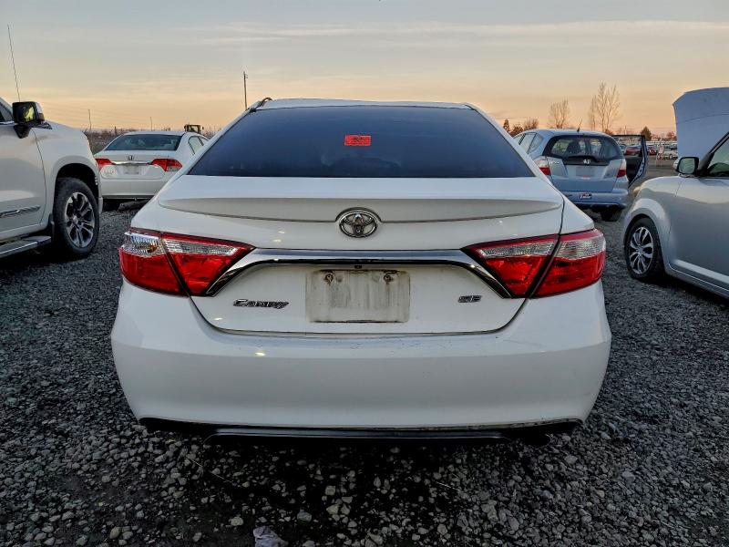 2015 Toyota Camry მანქანა იყიდება აუქციონზე, vin: 4T1BF1FK6FU035760, აუქციონის ნომერი: 96825265
