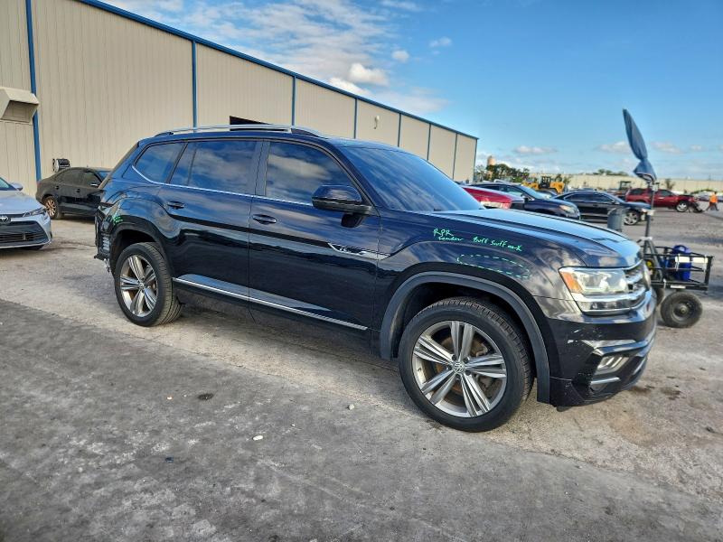 2018 Volkswagen Atlas მანქანა იყიდება აუქციონზე, vin: 1V2RR2CA5JC582334, აუქციონის ნომერი: 95723365