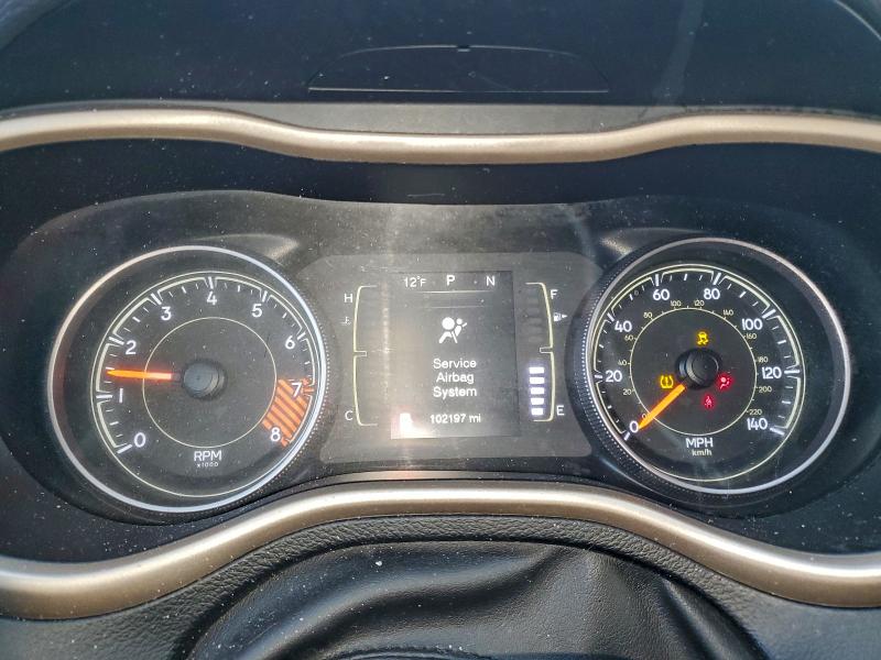 95471325 :رقم المزاد ، 1C4PJMCS4FW615026 vin ، 2015 Jeep Cherokee مزاد بيع