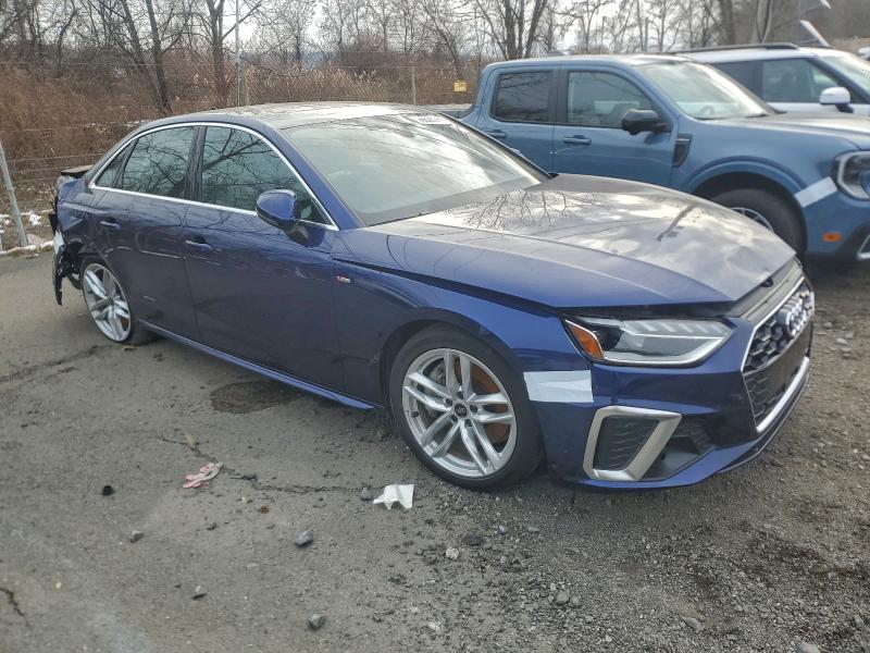 2024 Audi A4 Premium მანქანა იყიდება აუქციონზე, vin: WAUDAAF40RN002715, აუქციონის ნომერი: 96535385