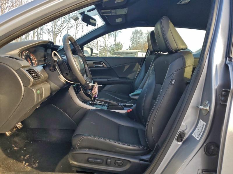 95444775 :رقم المزاد ، 1HGCR2F56HA071311 vin ، 2017 Honda Accord مزاد بيع