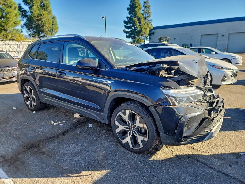 96170965 :رقم المزاد ، 3VV2X7B22NM089457 vin ، 2022 Volkswagen Taos مزاد بيع