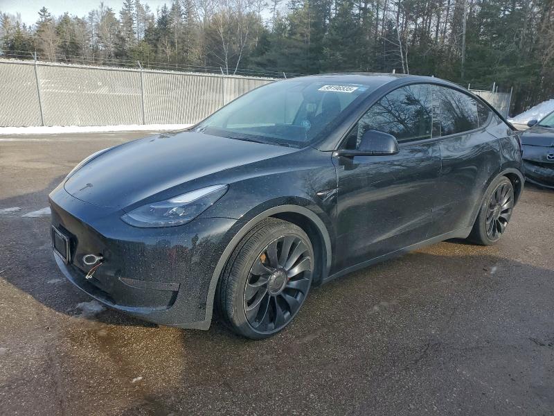 Auction sale of the 2022 Tesla Model Y, vin: 7SAYGDEF3NF518974, lot number: 95196535