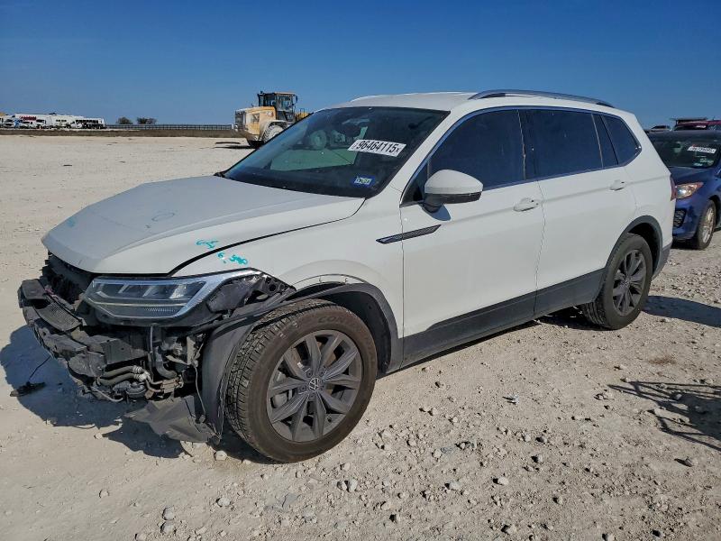 Продажа на аукционе авто 2022 Volkswagen Tiguan, vin: 3VV3B7AX4NM176339, номер лота: 96464115