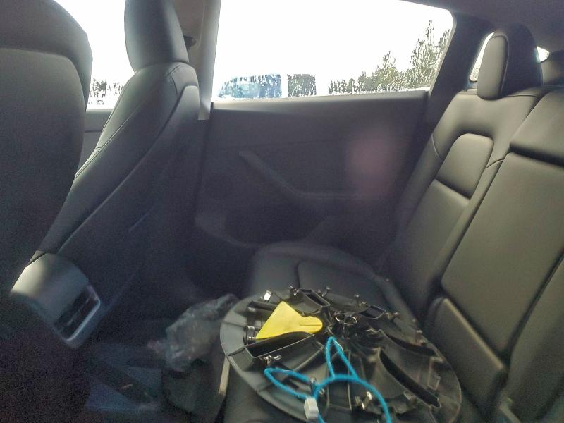 2024 Tesla Model Y მანქანა იყიდება აუქციონზე, vin: 7SAYGDED4RF055232, აუქციონის ნომერი: 97722985