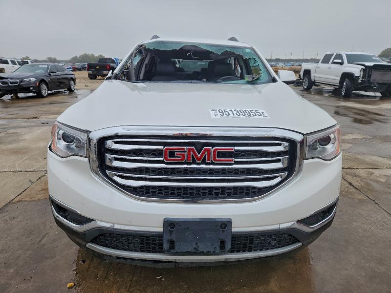 95139955 :رقم المزاد ، 1GKKNMLS2HZ142957 vin ، 2017 Gmc Acadia مزاد بيع