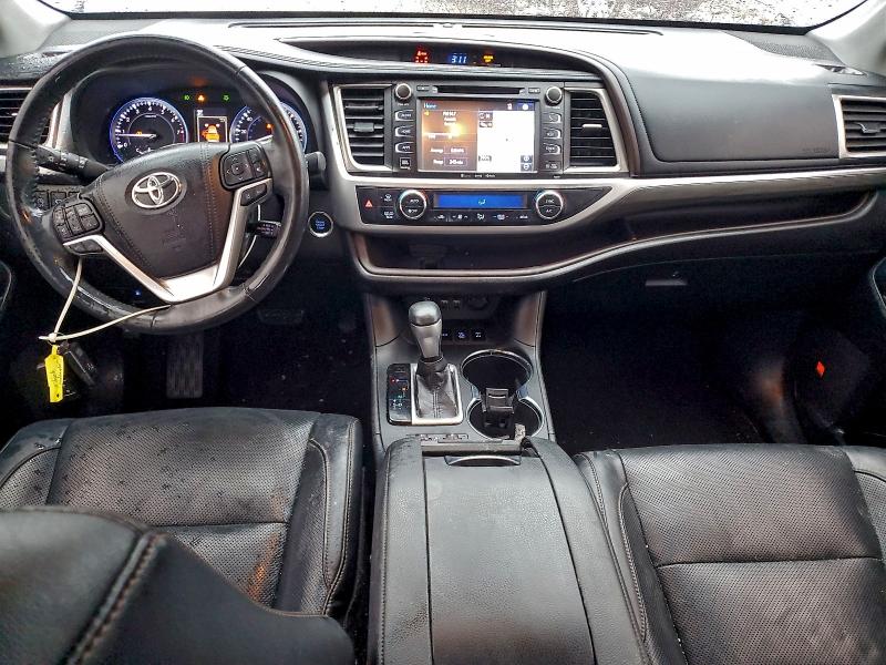 95660525 :رقم المزاد ، 5TDDZRFH3KS944920 vin ، 2019 Toyota Highlander مزاد بيع