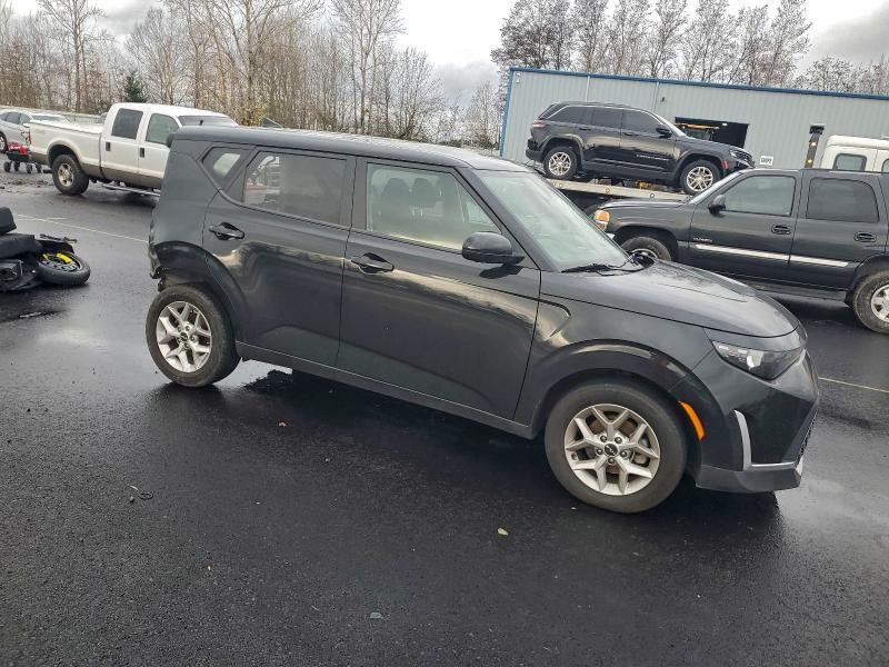2023 Kia Soul მანქანა იყიდება აუქციონზე, vin: KNDJ23AU1P7876675, აუქციონის ნომერი: 96954715