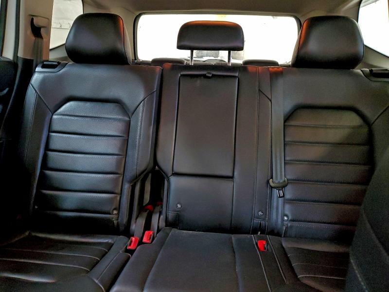 94566525 :رقم المزاد ، 1V2MR2CA6KC586758 vin ، 2019 Volkswagen Atlas مزاد بيع