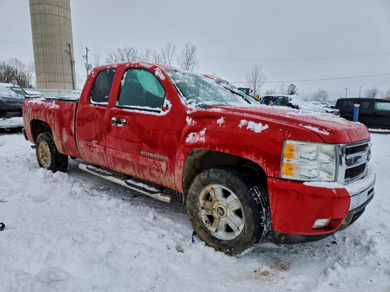 96093705 :رقم المزاد ، 1GCRKSE36BZ424524 vin ، 2011 Chevrolet Silverado مزاد بيع