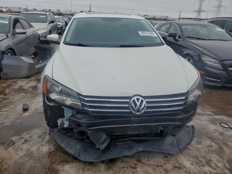 48011956 :رقم المزاد ، 1VWBP7A36DC123714 vin ، 2013 Volkswagen Passat مزاد بيع
