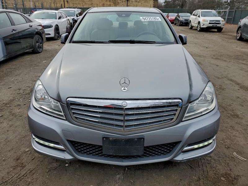 Продаж на аукціоні авто 2013 Mercedes-benz C, vin: WDDGF8AB6DR288061, номер лоту: 94725185