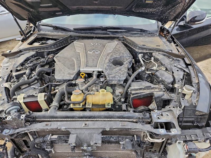 95127985 :رقم المزاد ، JN1EV7AR7JM439738 vin ، 2018 Infiniti Q50 Luxe مزاد بيع
