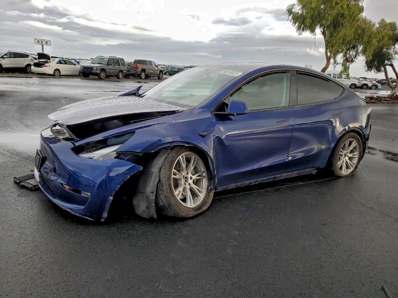 Продажа на аукционе авто 2022 Tesla Model Y, vin: 7SAYGAEE1NF549792, номер лота: 98250525