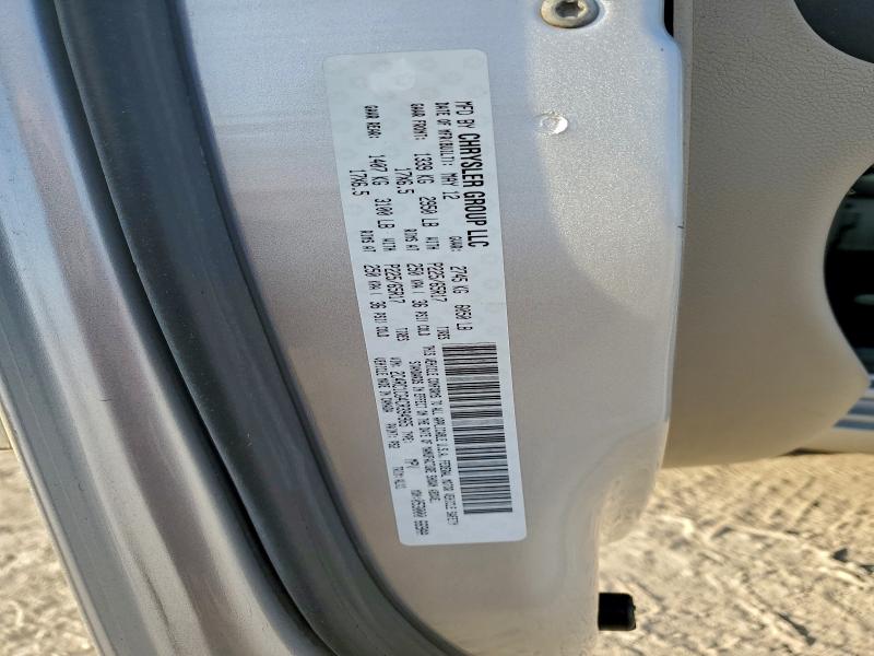 96441435 :رقم المزاد ، 2C4RC1CG4CR394965 vin ، 2012 Chrysler Town & Country مزاد بيع