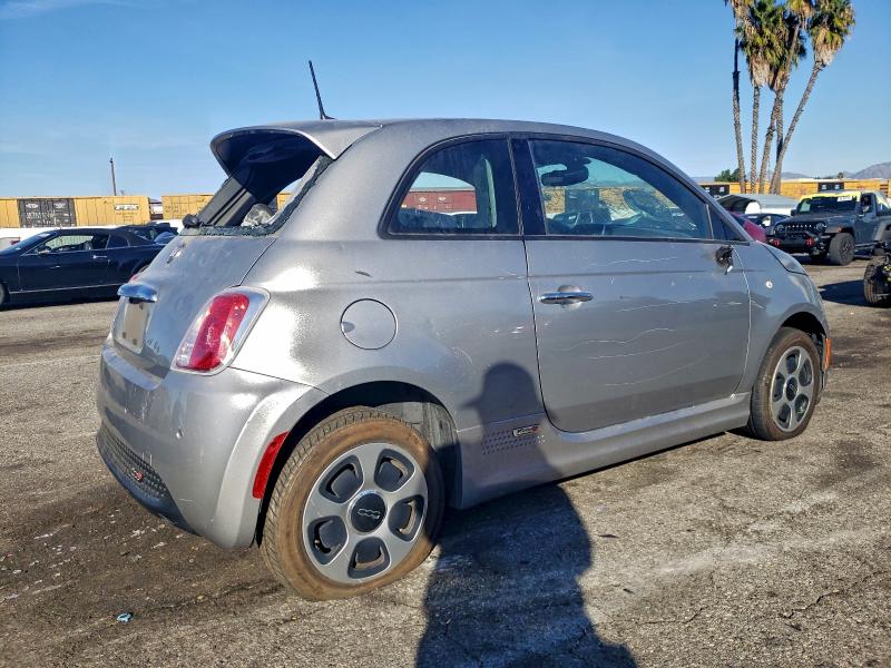 94943805 :رقم المزاد ، 3C3CFFGEXGT125735 vin ، 2016 Fiat 500 مزاد بيع