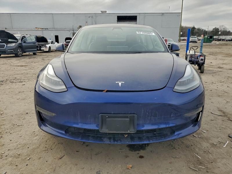 97100985 :رقم المزاد ، 5YJ3E1EA0NF187366 vin ، 2022 Tesla Model 3 مزاد بيع