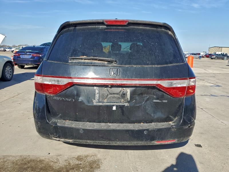97051185 :رقم المزاد ، 5FNRL5H97BB028932 vin ، 2011 Honda Odyssey مزاد بيع