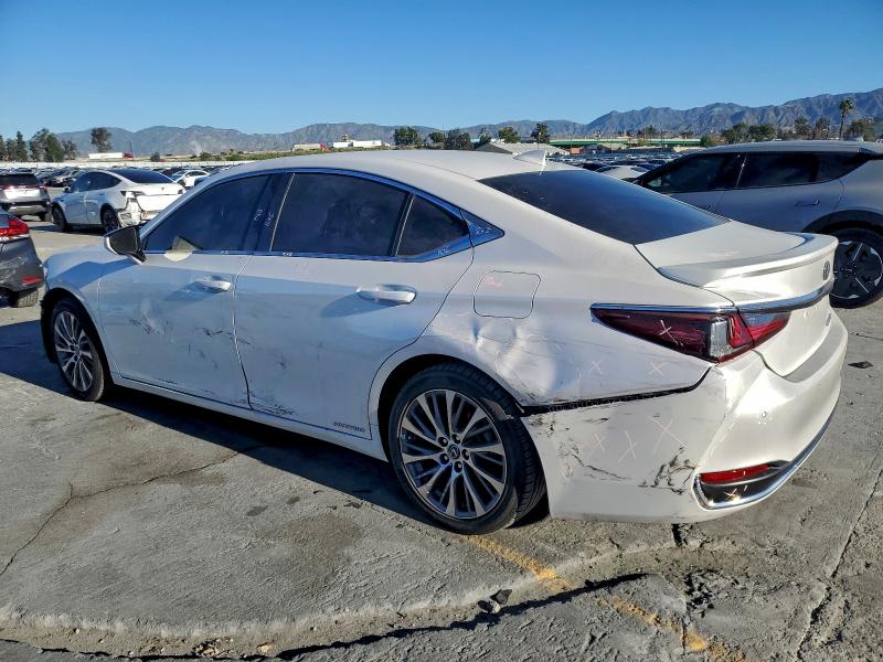 94547865 :رقم المزاد ، 58ADA1C10MU005890 vin ، 2021 Lexus Es مزاد بيع
