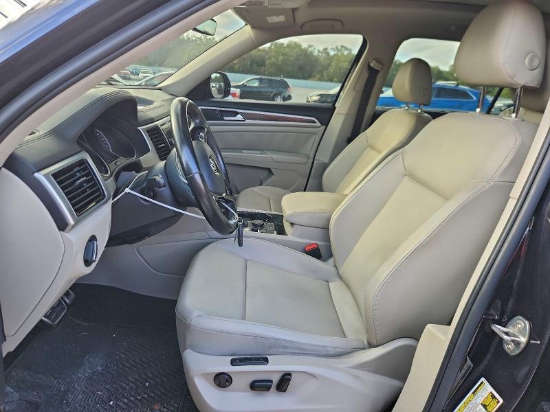 2018 Volkswagen Atlas მანქანა იყიდება აუქციონზე, vin: 1V2RR2CA5JC582334, აუქციონის ნომერი: 95723365