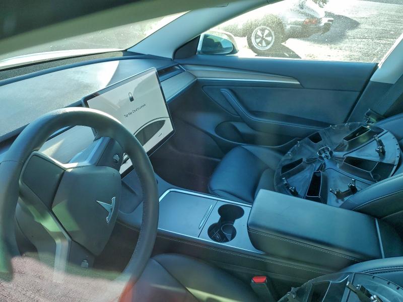 95992935 :رقم المزاد ، 5YJ3E1EB3MF070582 vin ، 2021 Tesla Model 3 مزاد بيع