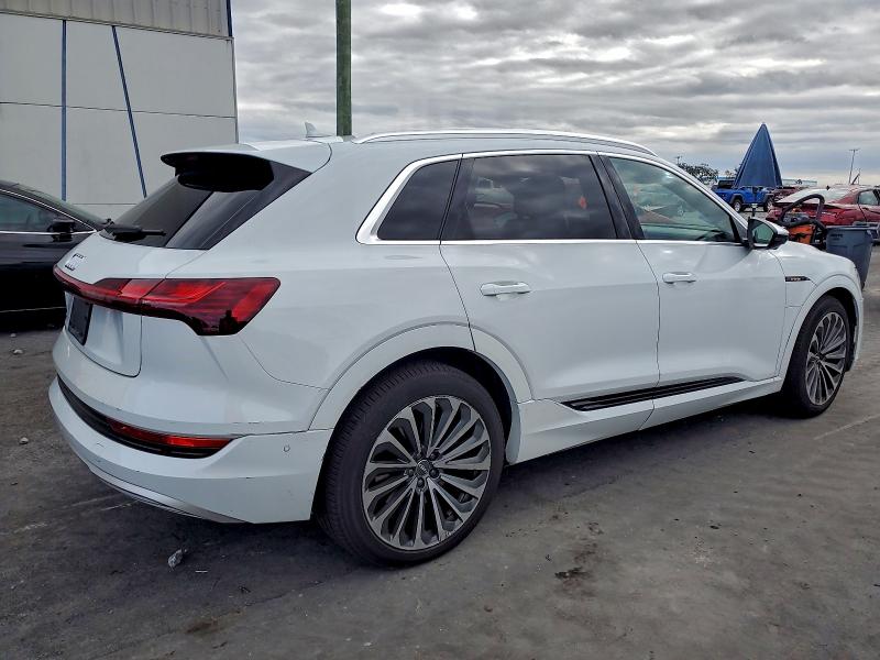 Aukcja sprzedaży 2019 Audi E-tron, vin: WA1VABGE5KB018110, numer aukcji: 95395255
