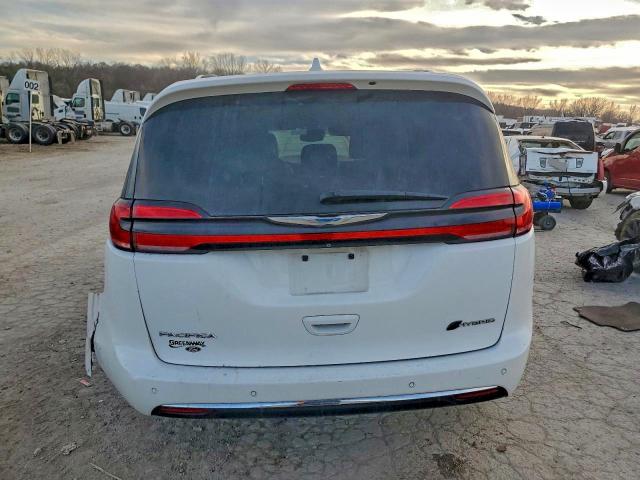 2021 Chrysler Pacifica მანქანა იყიდება აუქციონზე, vin: 2C4RC1L70MR586160, აუქციონის ნომერი: 96635055