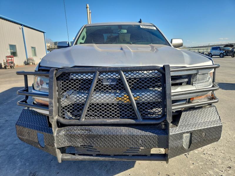 2018 Chevrolet Silverado მანქანა იყიდება აუქციონზე, vin: 3GCUKREC3JG263647, აუქციონის ნომერი: 97048415