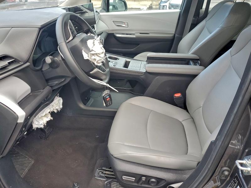 98752055 :رقم المزاد ، 5TDYRKEC6SS242010 vin ، 2025 Toyota Sienna Xle مزاد بيع