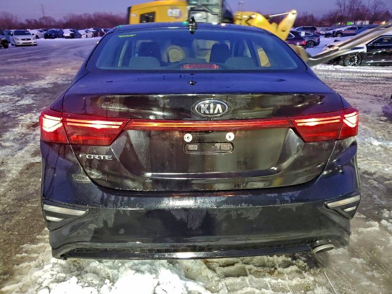95249615 :رقم المزاد ، 3KPF24AD6KE072764 vin ، 2019 Kia Forte مزاد بيع