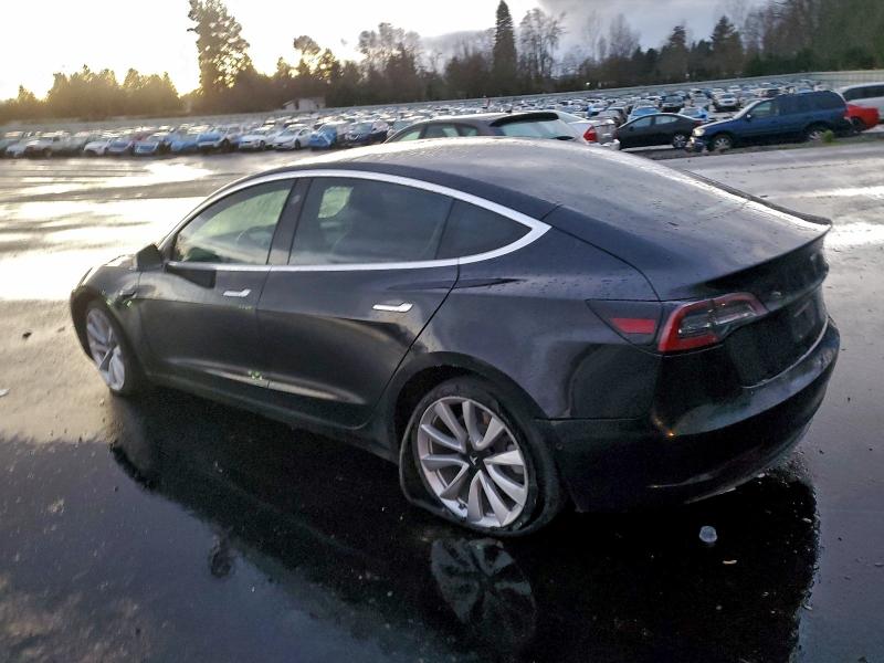 96627015 :رقم المزاد ، 5YJ3E1EAXJF089620 vin ، 2018 Tesla Model 3 مزاد بيع