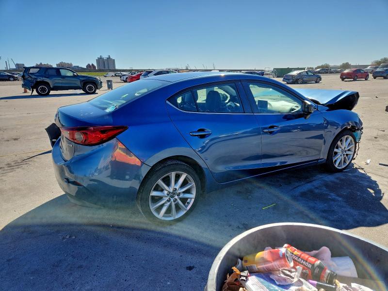 97656915 :رقم المزاد ، 3MZBN1V79HM124196 vin ، 2017 Mazda 3 مزاد بيع