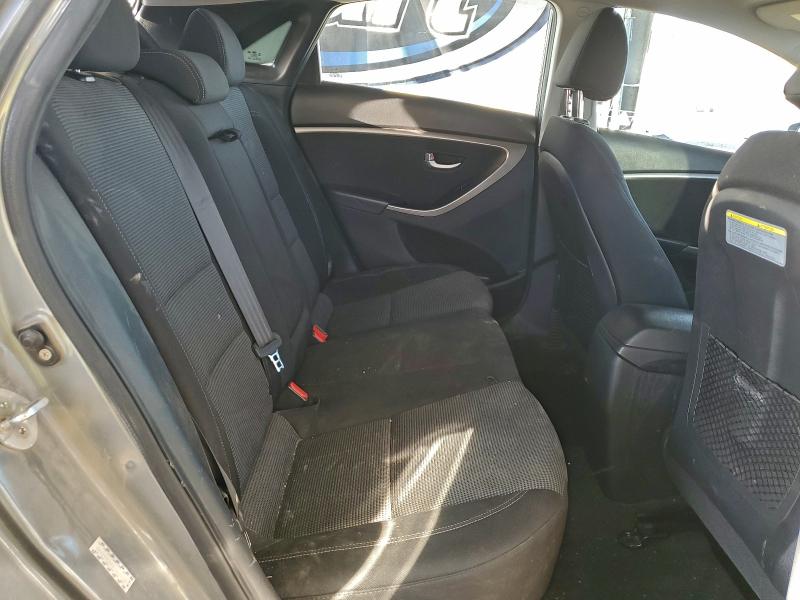 2017 Hyundai Elantra Gt მანქანა იყიდება აუქციონზე, vin: KMHD35LH2HU382250, აუქციონის ნომერი: 97357085
